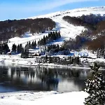 Les Luges Pour 4 à 6 Pers Vue Vallée Wifi Appartement Besse-et-Saint-Anastaise