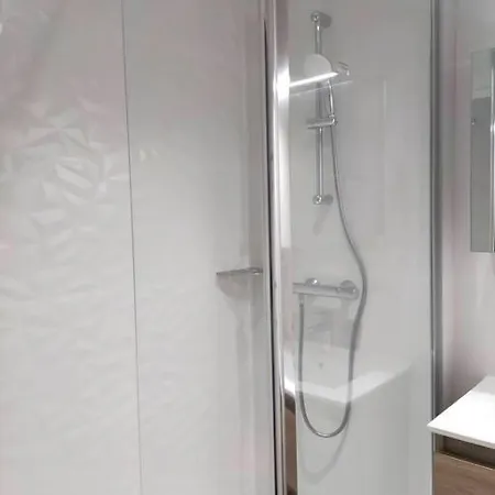 Les Luges Pour 4 A 6 Pers Vue Vallee Wifi Апартаменты *