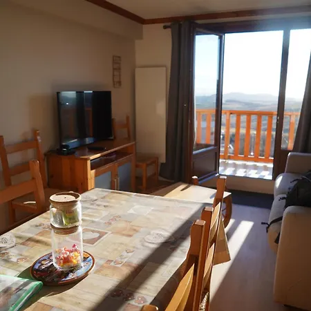 Les Luges Pour 4 A 6 Pers Vue Vallee Wifi Апартаменты Бес-э-Сент-Анастез